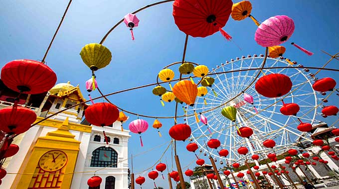 Viet Nam's longest lantern road to be launched in Da Nang
