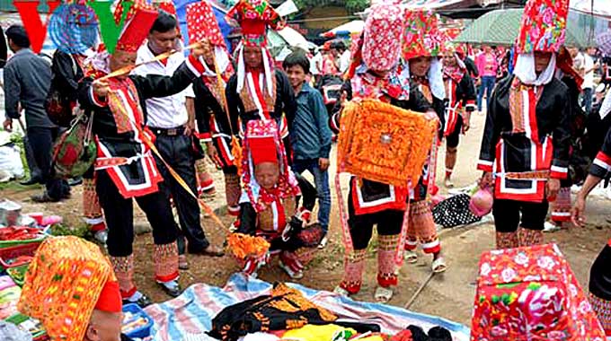 Festival of the Dao in Binh Lieu