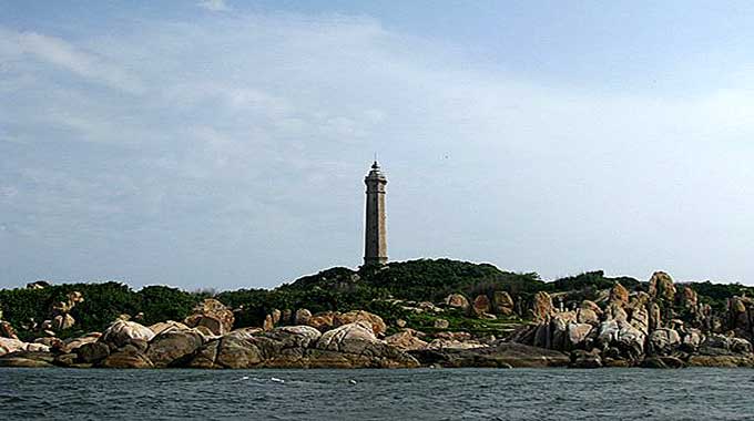 Imposing Ke Ga Lighthouse