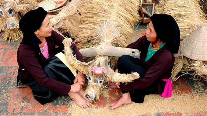 Photo set depicting traditional harvest festival wins Heritage Awards 
