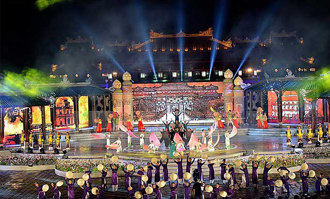 Hue Festival bids farewell to visitors