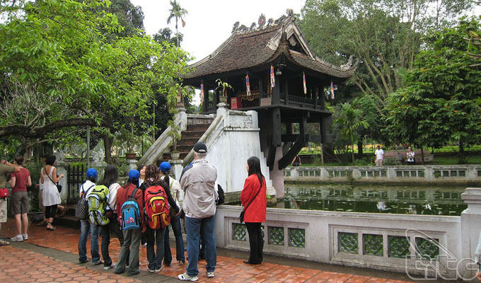Discover Ha Noi history with a walking tour of Ba Dinh