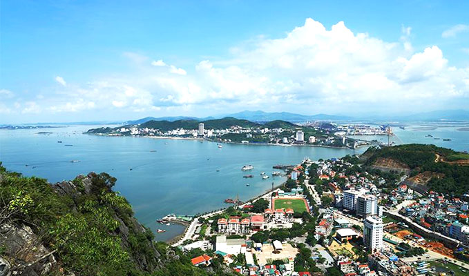 Quang Ninh serves 9.2 million tourists in 8 months