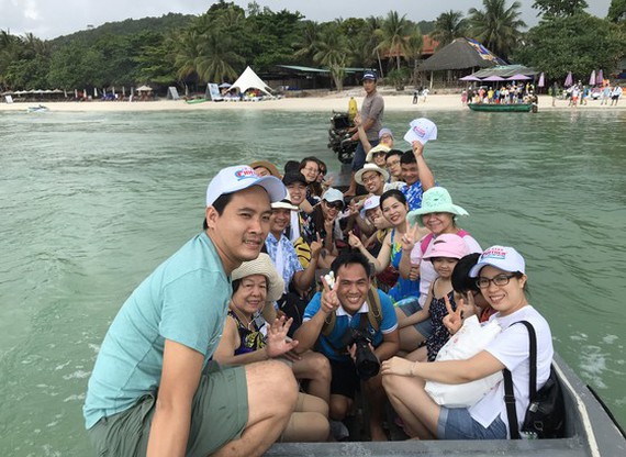 Family-friendly group tours warm up tourism market in Vietnam