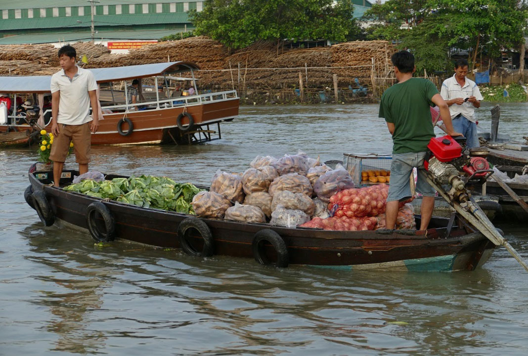 Cai Rang – A unique floating market in the Mekong Delta
