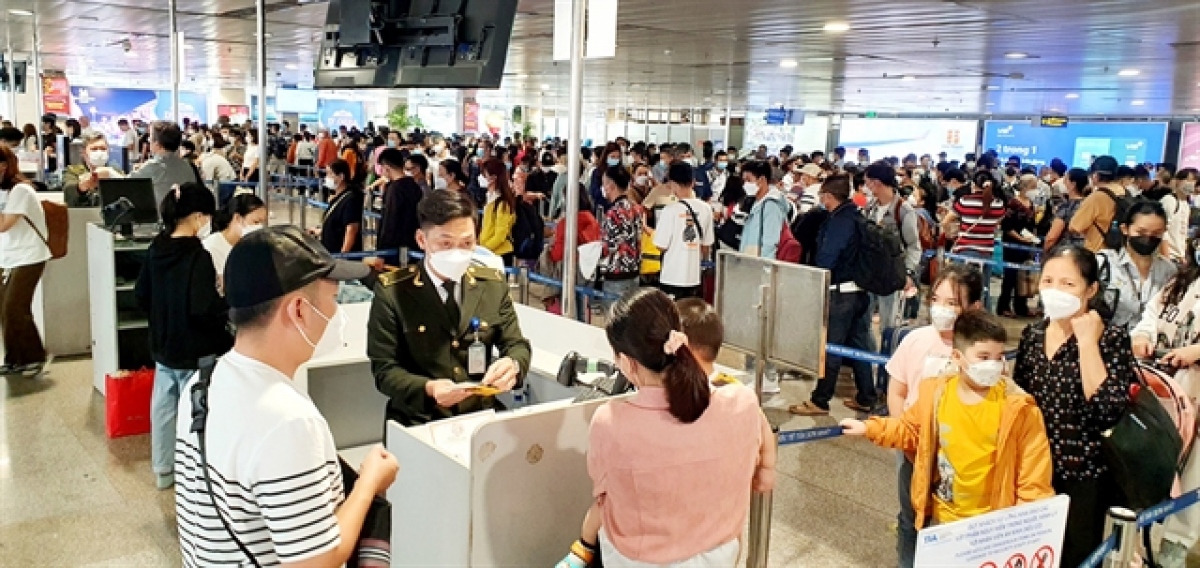 Vietnam’s largest airport expects to serve 3.8 million passengers during Tet