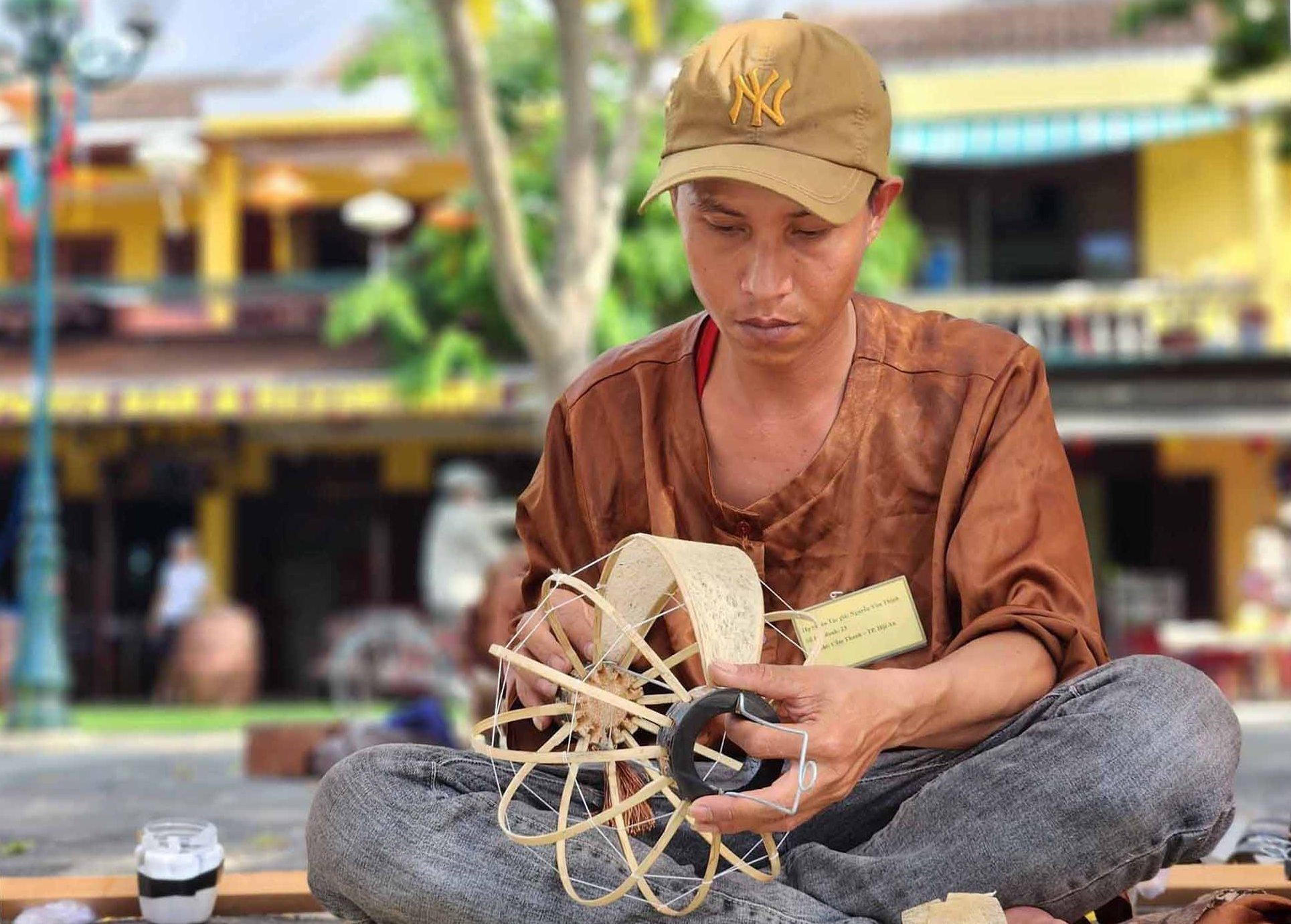 Lantern making – one of the most interesting experiences in Vietnam