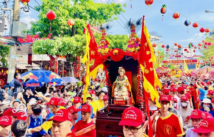 Lady Thien Hau pagoda festival, a special cultural religious site in Binh Duong