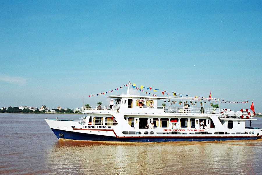 Hà Nội đẩy mạnh khai thác các tuyến du lịch đường thủy