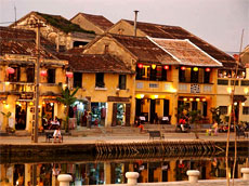 Hoi An marks liberation day by culture, tourism events 