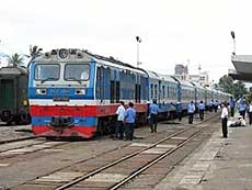 Saigon Railway adds more trains for National Day 