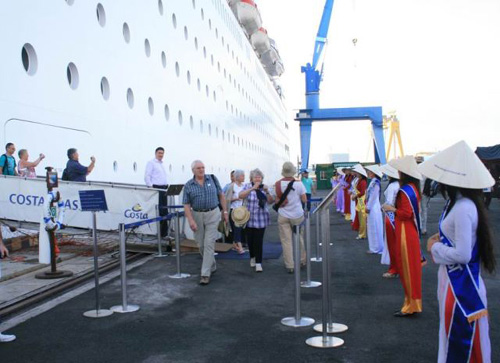 Sharp rise in cruise tourists to Da Nang in 1st quarter 2013