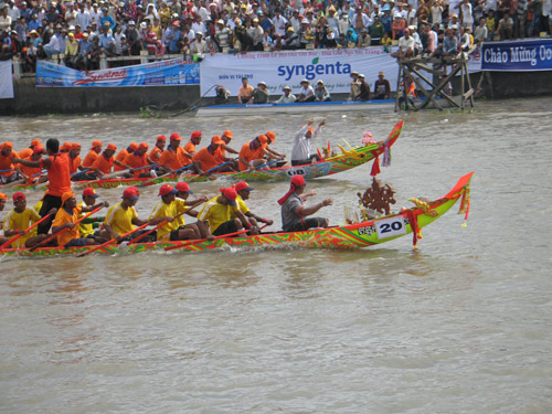 Boat race festival of southern Khmer people to open in November