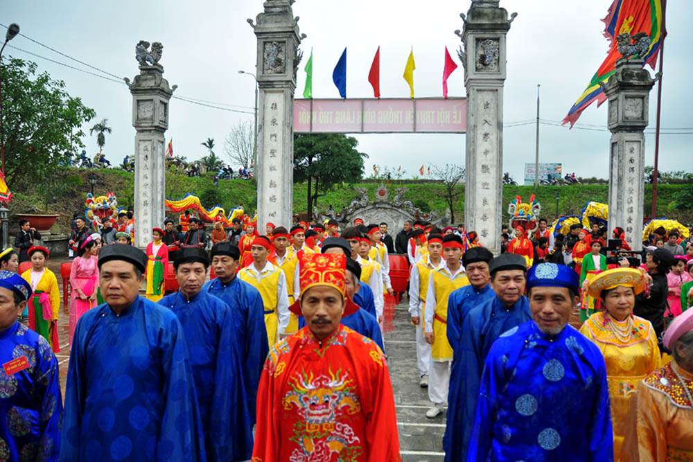 Hội làng Thổ Khối