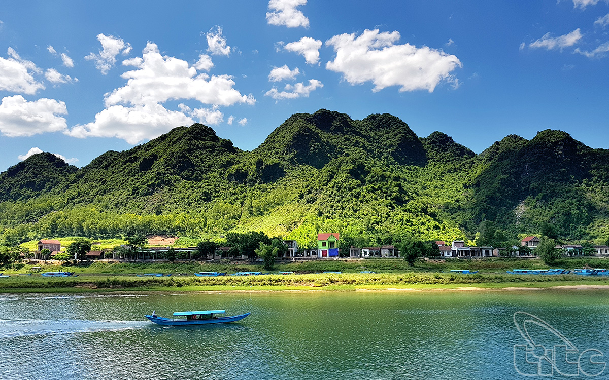 Beaux paysages à Quang Binh (Photo: Huy Hoang)